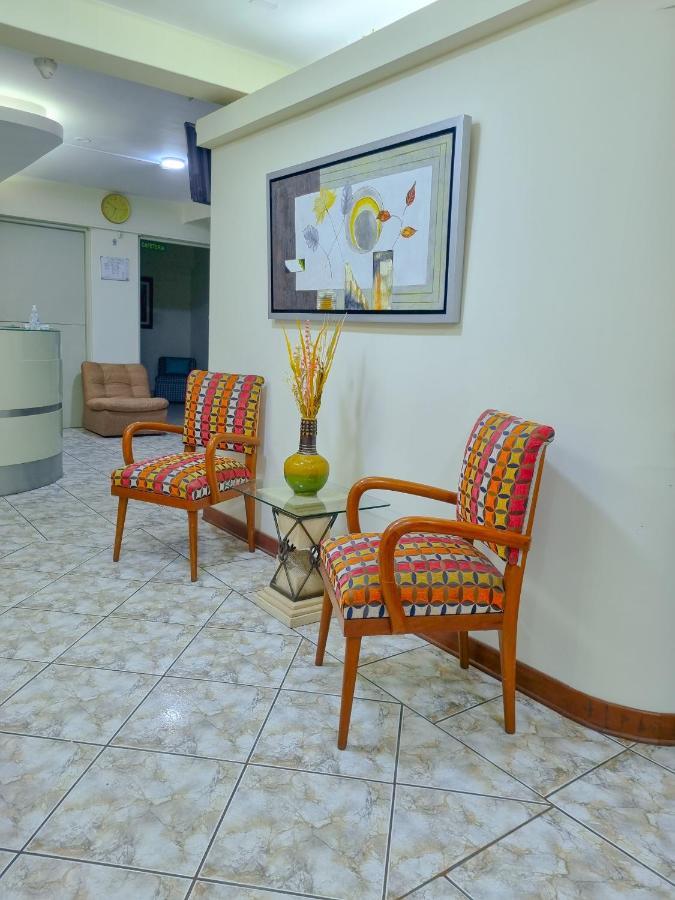 Hostal Solari 特鲁希略 外观 照片