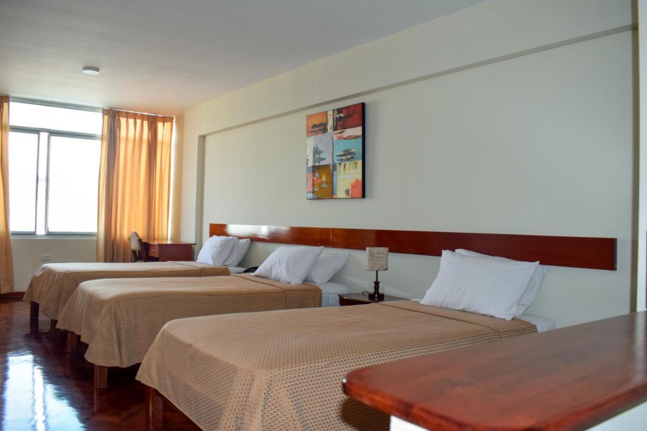 Hostal Solari 特鲁希略 外观 照片