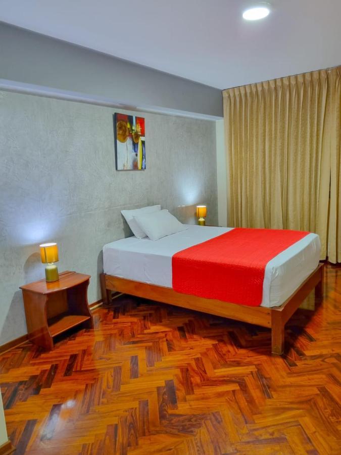 Hostal Solari 特鲁希略 外观 照片