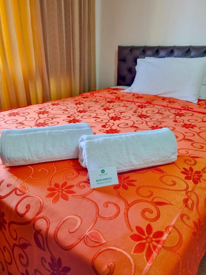 Hostal Solari 特鲁希略 外观 照片