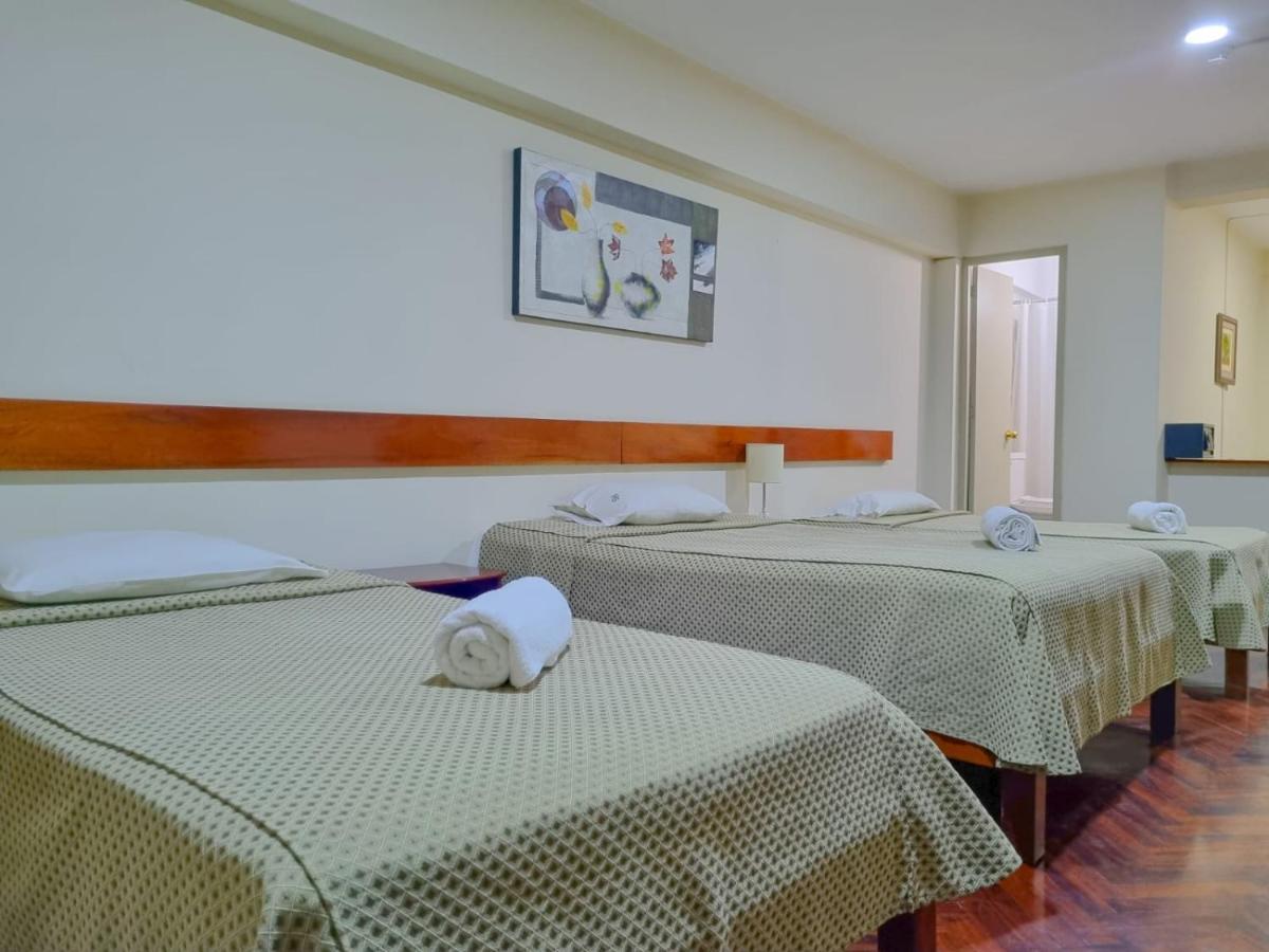 Hostal Solari 特鲁希略 外观 照片